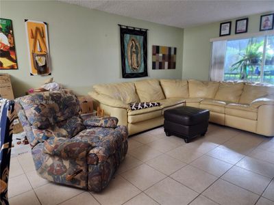 115 - 5900 Nw 44th St, Condo with 3 bedrooms, 2 bathrooms and null parking in Lauderhill FL | Image 3