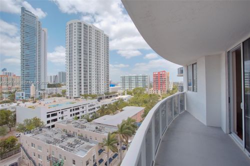 1004-601 Ne 23rd St, Miami, FL, 33137-4998 | Card Image