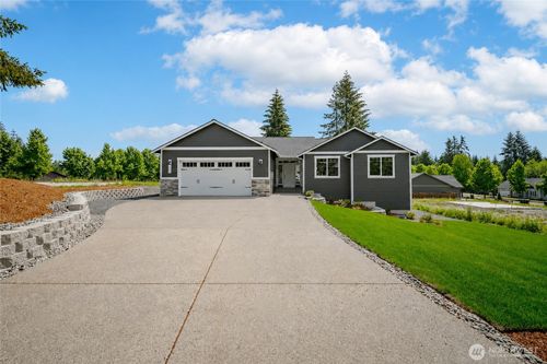 103 Sequoia Ln, Onalaska, WA, 98570-1039 | Card Image