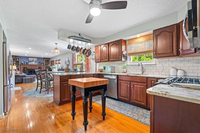 Kitchen | Image 18