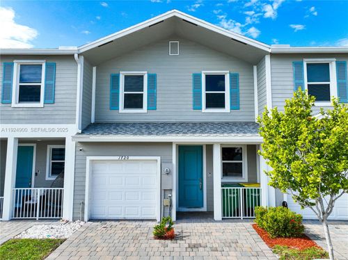 1720 Se 9th Ave, Florida City, FL, 33034-3560 | Card Image