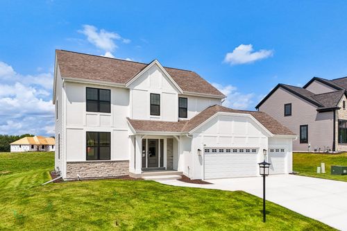 704 Panorama Dr, Waukesha, WI, 53188 | Card Image