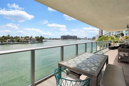 310-6620 Indian Creek Dr, Miami Beach, FL, 33141-5821 | Card Image