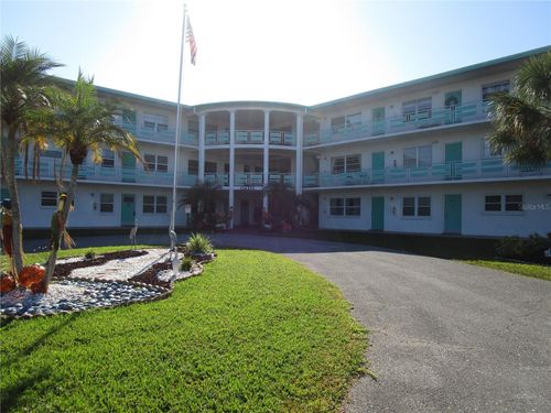 apt-312-1900 59th Ave N, ST PETERSBURG, FL, 33714-1562 | Card Image