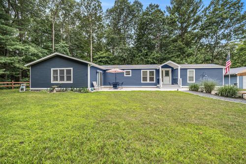 8359 W Whipperwill Ln, Mears, MI, 49436-9448 | Card Image