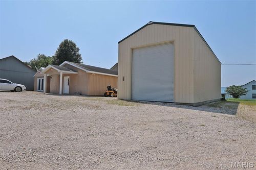 271 Shawneetown Rd, Jackson, MO, 63755-8228 | Card Image