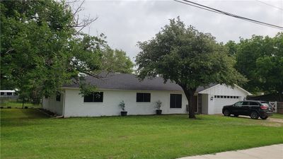 11015 China Spring Road, House other with 4 bedrooms, 2 bathrooms and 2 parking in Waco TX | Image 1