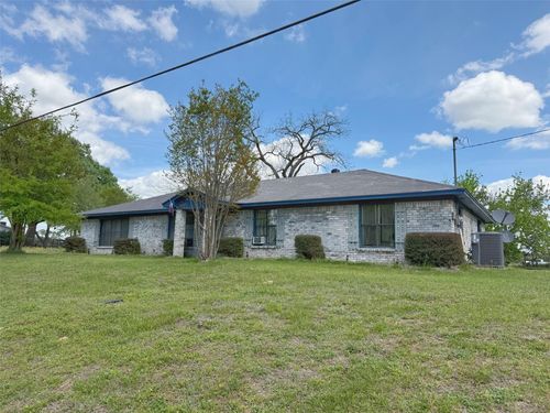 935 Center St, Buffalo, TX, 75831 | Card Image