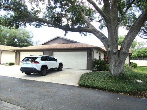 13-4633 Oak Hill Dr, SARASOTA, FL, 34232-1864 | Card Image