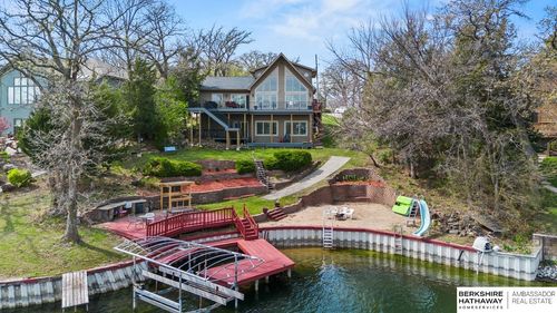 8862 Greenwood Rd, Plattsmouth, NE, 68048-4766 | Card Image