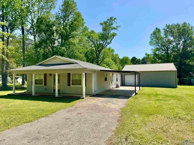 308 N Dogwood St, House other with 2 bedrooms, 2 bathrooms and null parking in Ore City TX | Image 28