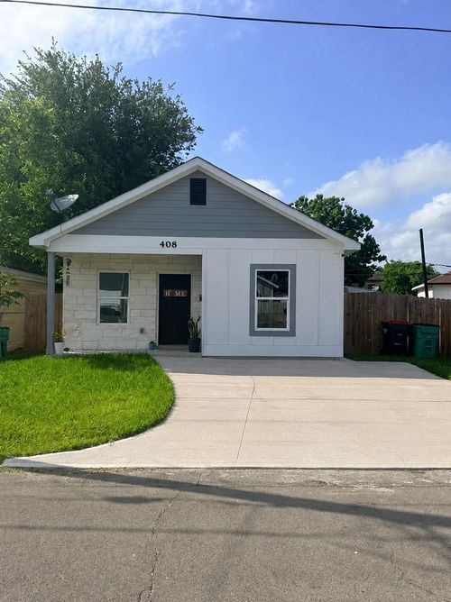 408 Miriam St, Baytown, TX, 77520-6922 | Card Image
