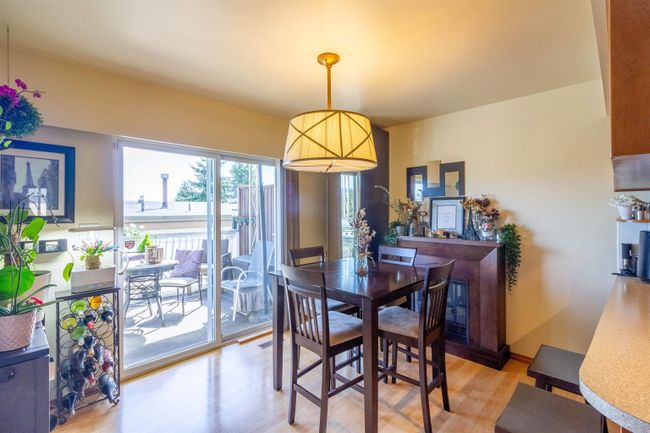 3680 Godwin Avenue, Home with 10 bedrooms, 4 bathrooms and 2 parking in Burnaby BC | Image 7