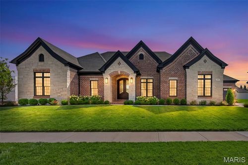 782 Schaeffers Grove, Chesterfield, MO, 63005 | Card Image