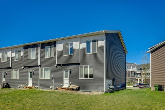 67 Cornerstone Path Ne, Townhouse with 3 bedrooms, 3 bathrooms and 2 parking in Calgary AB | Image 24