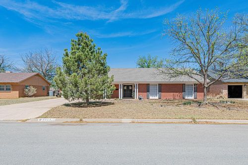 2818 Frontier Dr, Midland, TX, 79705-6107 | Card Image