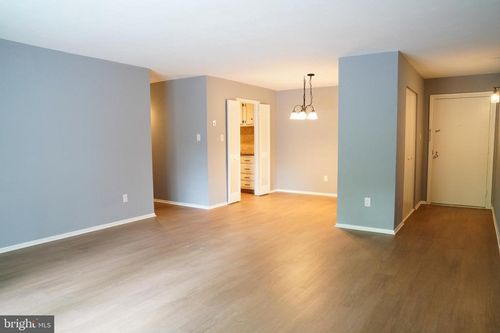 apt-l5-20 Dougherty Blvd, GLEN MILLS, PA, 19342-1143 | Card Image