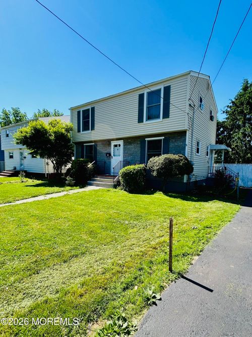83 Barkalow Ave, Freehold, NJ, 07728-2060 | Card Image