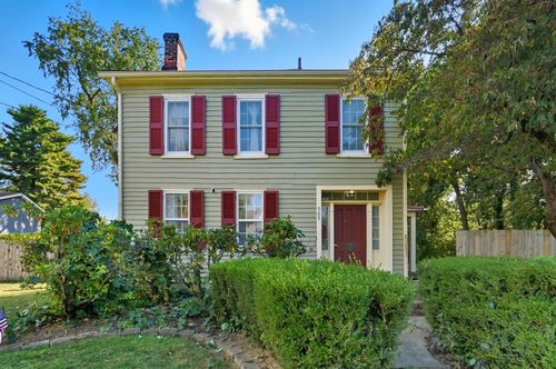 565 Granville St, Newark, OH, 43055-4315 | Card Image