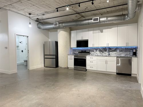 522-1122 Jackson St, Dallas, TX, 75202-5239 | Card Image