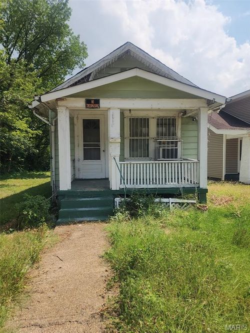 5626 Vivian Pl, Saint Louis, MO, 63136-4928 | Card Image