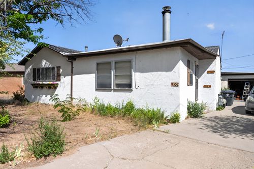 352 Kayenta Dr, White Rock, NM, 87547-3708 | Card Image
