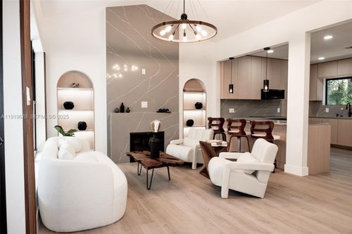 751 Ne 80th St, Miami, FL, 33138-4612 | Card Image