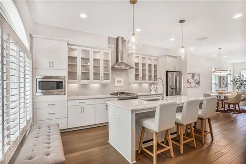 4202 Deming Cir, Atlanta, GA, 30342-2955 | Card Image