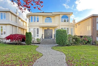 2556 W 20th Ave, House other with 6 bedrooms, 4 bathrooms and 4 parking in Vancouver BC | Image 1