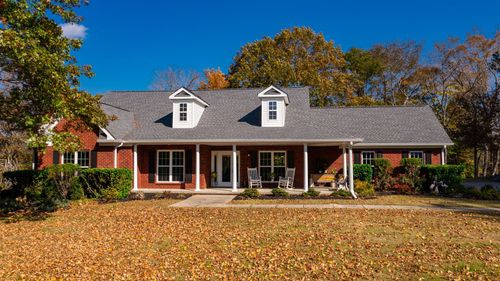 1253 White Rd, Bon Aqua, TN, 37025-5107 | Card Image