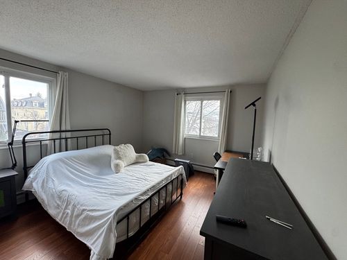 apt-9-110 Pearl St, Somerville, MA, 02145-3249 | Card Image