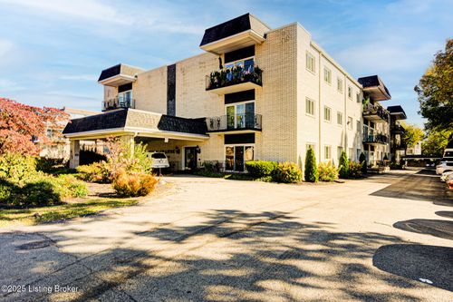 3e-161 Thierman Ln, Louisville, KY, 40207-5054 | Card Image