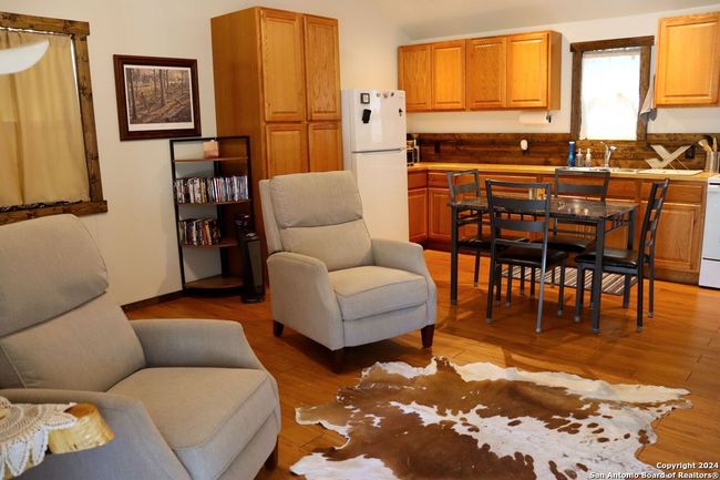 11943 Fm 472, Home with 1 bedrooms, 1 bathrooms and null parking in Bigfoot TX | Image 11