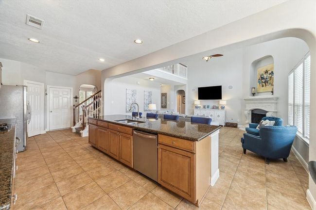 2601 Twisting Pine Ct, House other with 5 bedrooms, 4 bathrooms and 2 parking in Kingwood TX | Image 12