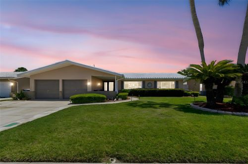 1441 Ambassador Dr, CLEARWATER, FL, 33764-2521 | Card Image