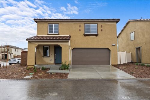 2168 Redwood Ln, Banning, CA, 92220-7245 | Card Image
