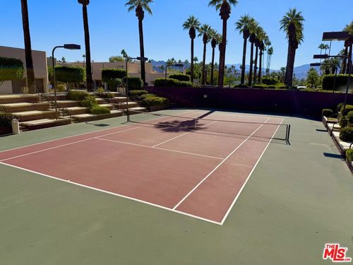 891 Village Sq S, Palm Springs, CA, 92262-7559 | Card Image