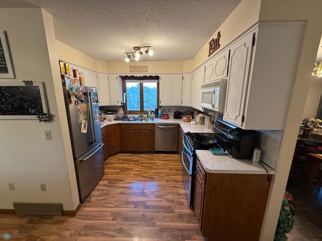 Kitchen | Image 6