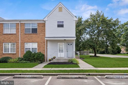 215 Sandstone Ct, LUMBERTON, NJ, 08048-4232 | Card Image