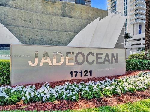 3905-17121 Collins Ave, Sunny Isles Beach, FL, 33160-4387 | Card Image