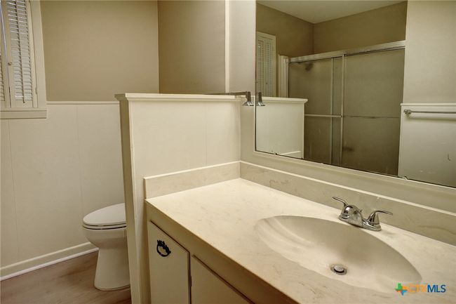 1705 Neuman St, House other with 4 bedrooms, 3 bathrooms and null parking in Gonzales TX | Image 27