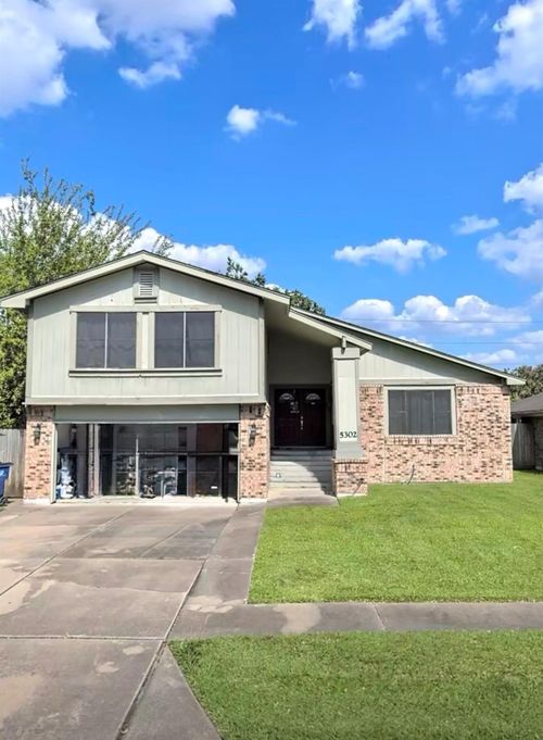 5302 Gladeside Dr, Katy, TX, 77449-6082 | Card Image