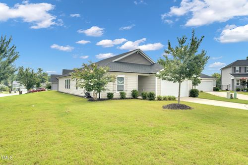 15 Iris Dr, Youngsville, NC, 27596-4405 | Card Image