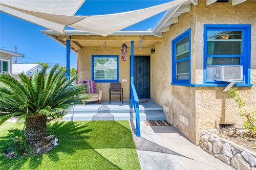 2205 W 7th St, Santa Ana, CA, 92703-2847 | Card Image