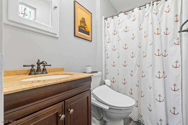 Bathroom in Main Bedroom | Image 23