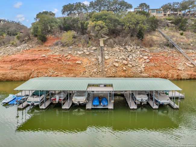 UNIT-8 - 27000 Catamaran Dr, House other with 4 bedrooms, 4 bathrooms and null parking in SPICEWOOD TX | Image 53