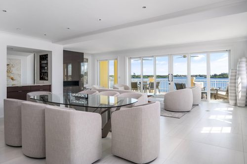 ph-w-7 Royal Palm Pt, Vero Beach, FL, 32960-7243 | Card Image