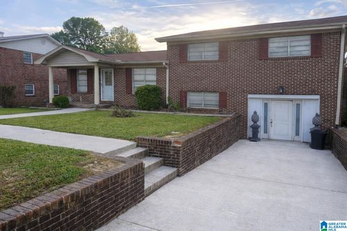 4852 Smithfield Drive, BIRMINGHAM, AL, 35207 | Card Image