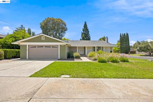 1082 Springfield Dr, Walnut Creek, CA, 94598-4359 | Card Image