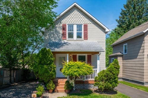 26 Cumberland Ave, Verona, NJ, 07044-2105 | Card Image